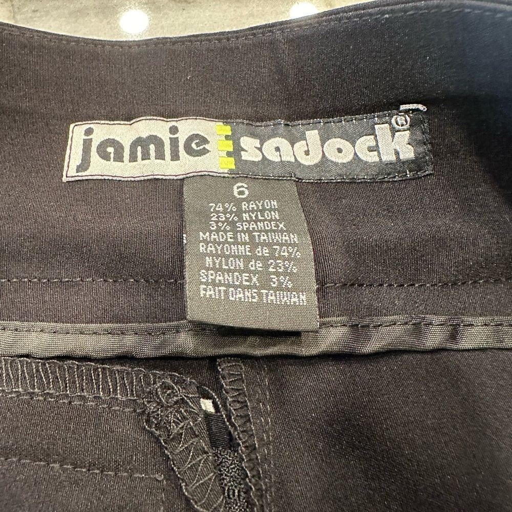 Jamie Sadock black size 6 golf shorts with beautiful detail. - Picture 5 of 7
